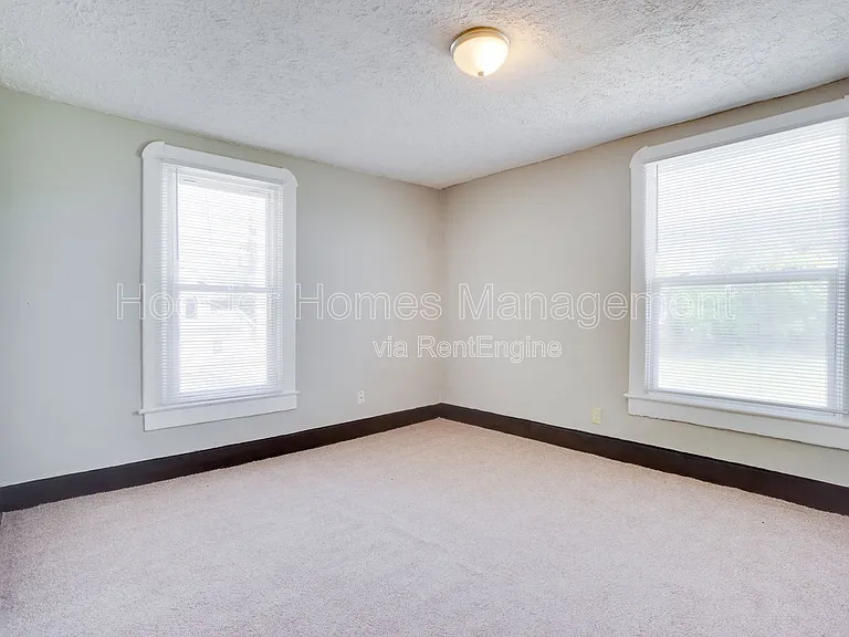 2511 Turner Ave — Photo 18