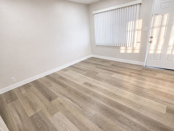 3rd image of 5523 Atlantic Ave APT F