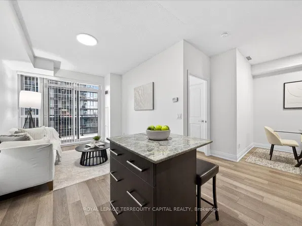 85 N Park Rd #510, Vaughan, ON L4J 0H9