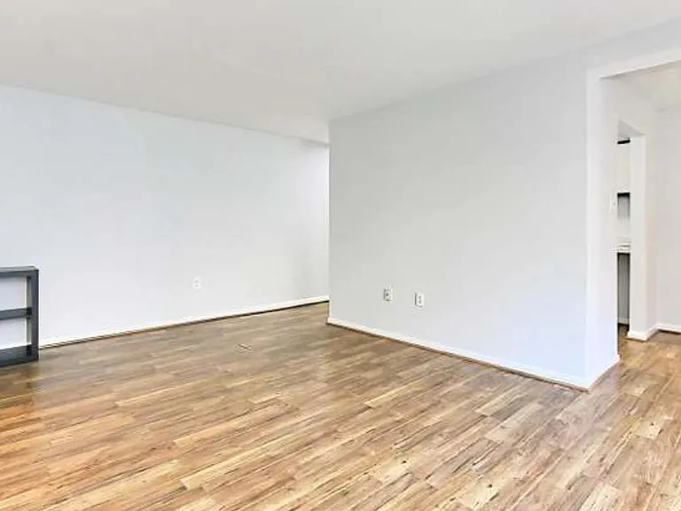 5205 Duke St #201 — Photo 16