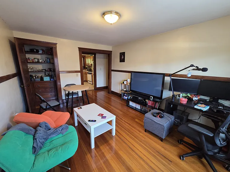 105 Norfolk St #3 — Photo 3