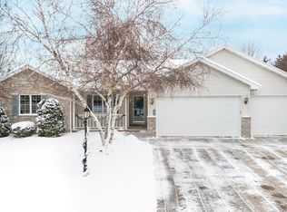 W6063 Strawflower Dr, Appleton, WI 54915