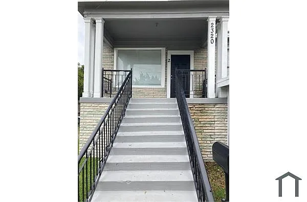Building Photo - 2320 McFaddin St #2