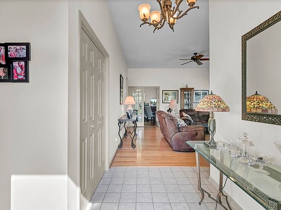 5th image of 206 Lytham Ct
