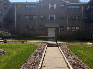 218 Prospect Ave APT 3C, Hackensack, NJ 07601