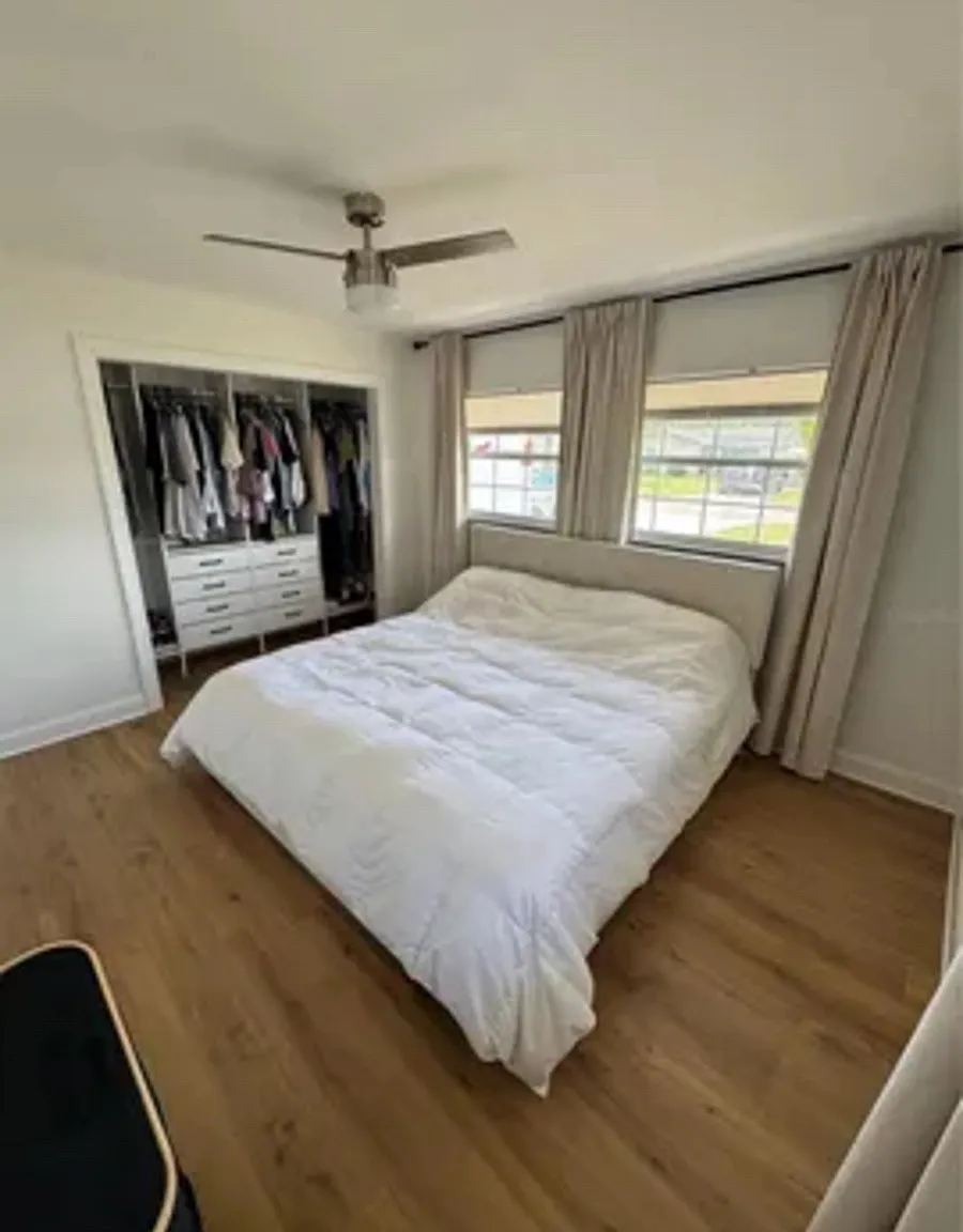 2 bed, 832 sqft, $2,200 — Photo 4