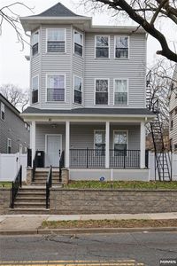 81 N Grove St, East Orange, NJ, 07017