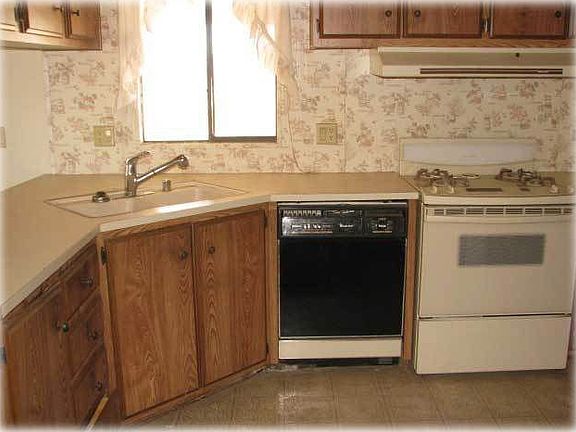 5th image of 4717 Bluegrass Dr