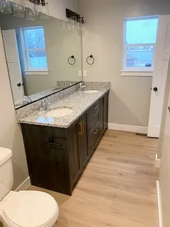 435 N 800 W - E - 102 — Photo 3