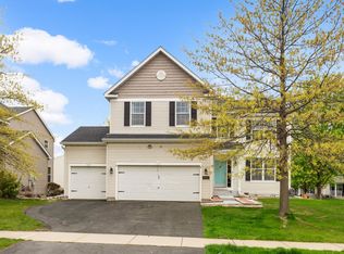 10684 Sterling Dr, Woodbury, MN 55129