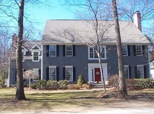 10 Chatsworth Pl, Farmington, CT 06032