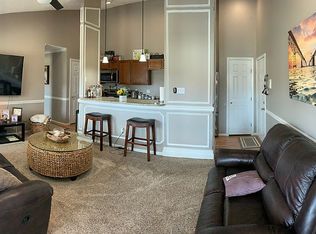 737 Deering Rd, Pasadena, MD 21122