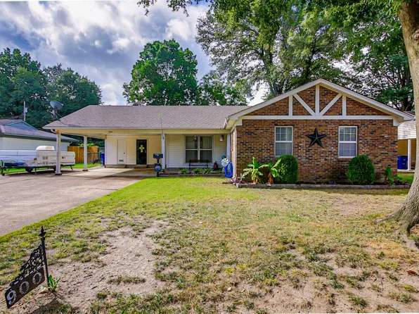 900 N Roselawn Dr, West Memphis, AR 72301