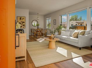 2046 S Burnside Ave, Los Angeles, CA 90016