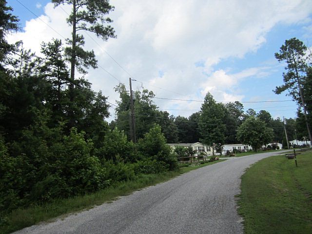 2nd image of 39 Almond Ct