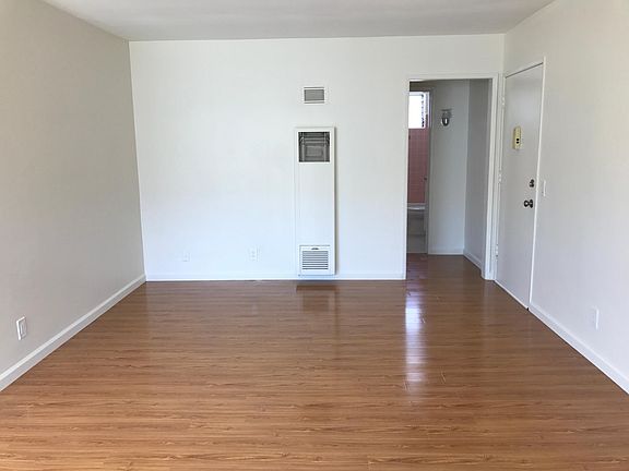 5th image of 3741 Vinton Ave APT 6
