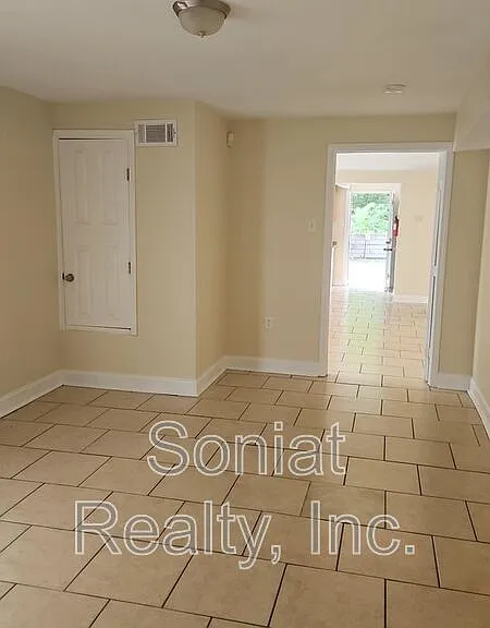 6210 Lincoln Beach Blvd #C — Photo 3