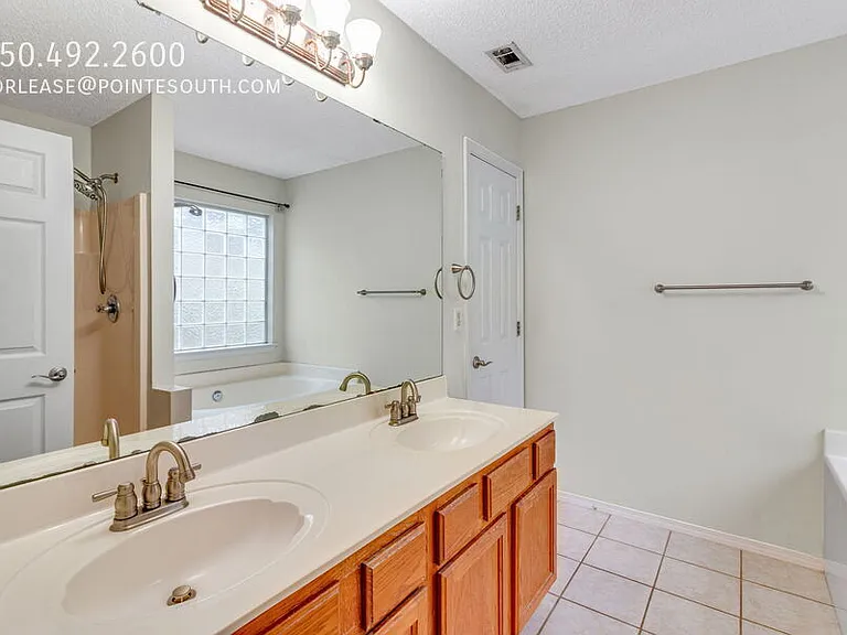 917 Claeven Cir — Photo 10