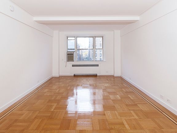 4th image of 50 E 78th St APT 6D