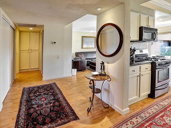 2nd image of 400 Sunrise Way #205