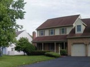 141 Park View Dr, Landisville, PA 17538
