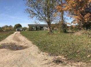 10045 N Crawford Rd, Clare, MI 48617