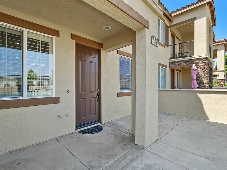 8011 City View Pl — Photo 5
