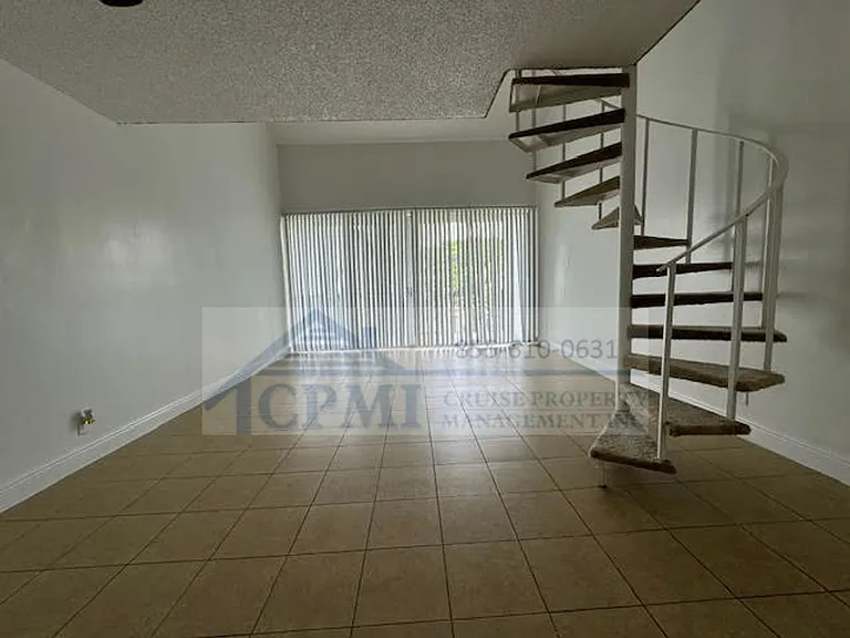 2930 Forest Hills Blvd — Photo 36