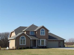 5623 SE Erica Dr, Berryton, KS 66409