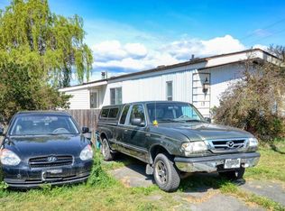 1525 Middle Rd #13, New Songhees 1a, BC V9A0E5