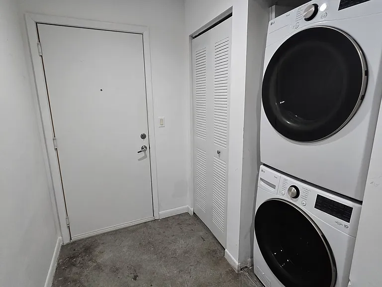 133 NE 2nd Ave #2301 — Photo 4