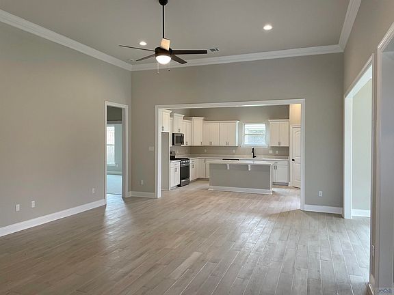 2nd image of 296 Peacock Pointe