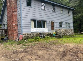 562 Barnard Hill Rd, Weare, NH 03281