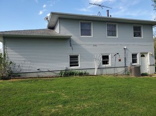 12919 258th St W, Illinois City, IL 61259
