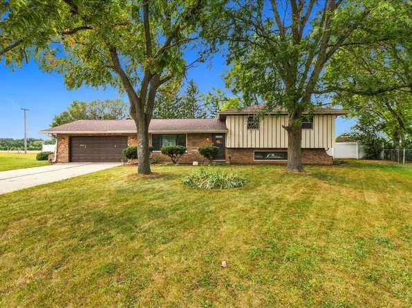 23949 W Plainsman Cir, Plainfield, IL 60586