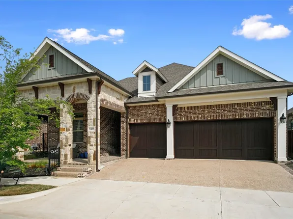 1407 Lone Eagle Way, Arlington, TX 76005