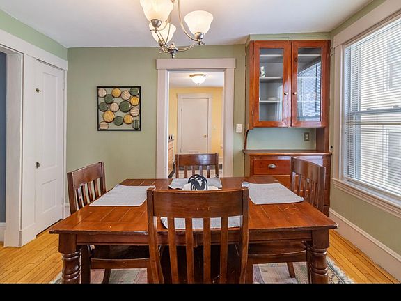 2nd image of 87 Cumberland St APT 1