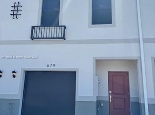 679 NW 6th Ter, Florida City, FL 33034