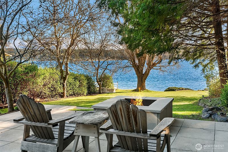 2nd image of 6602 Cromwell Beach Drive NW