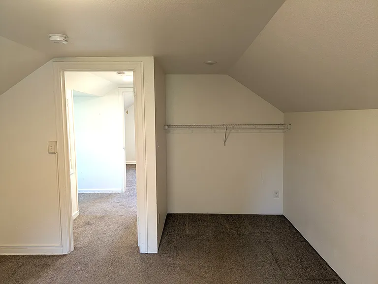 7081 N University Ave — Photo 16