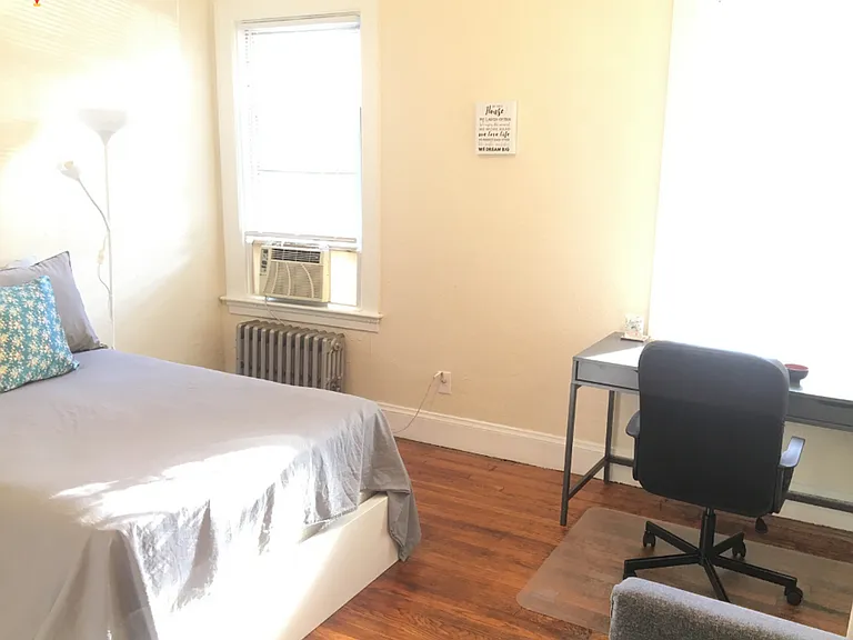 186 Waterman St — Photo 31