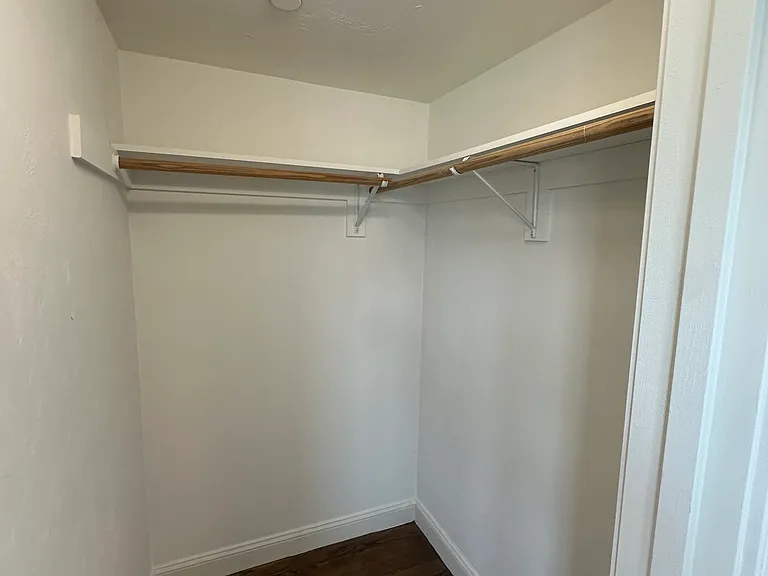 80 Main St #1 — Photo 8