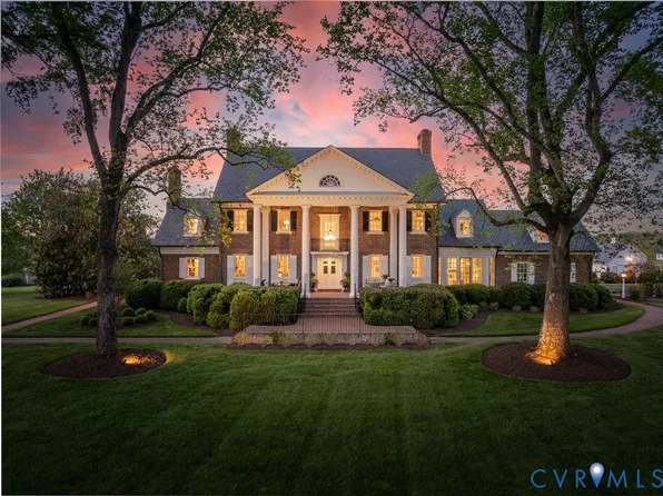 12428 Walnut Hill Dr, Rockville, VA 23146