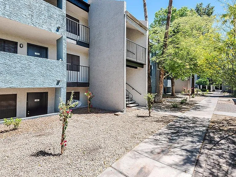 Portola East Mesa — Photo 13