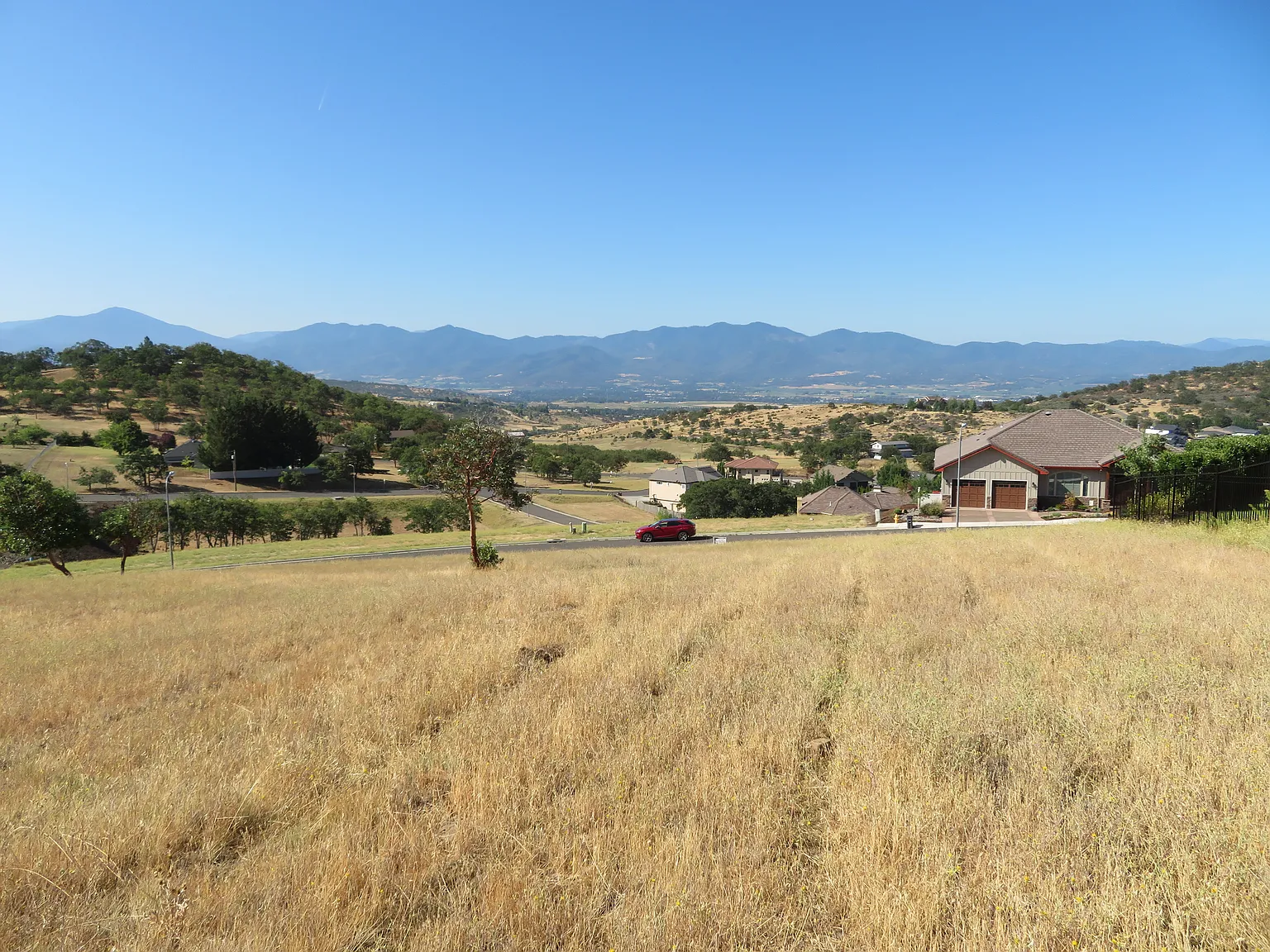 5630 Autumn Park Dr photo 1