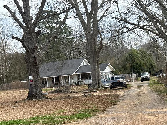 2nd image of 8153 Old Hillsboro Rd #R