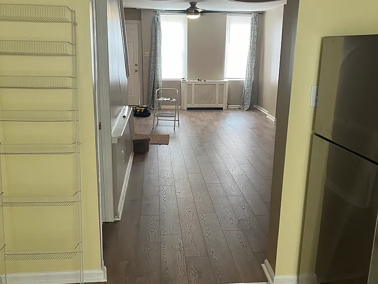 922 Greenwich St — Photo 10