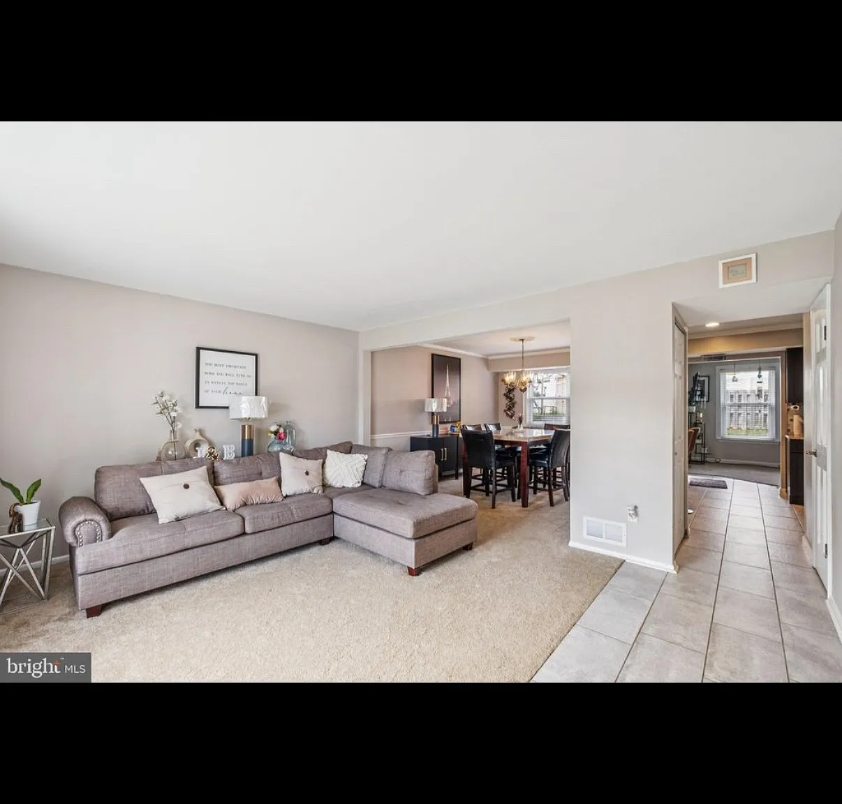 3244 Farragut Ct — Photo 2