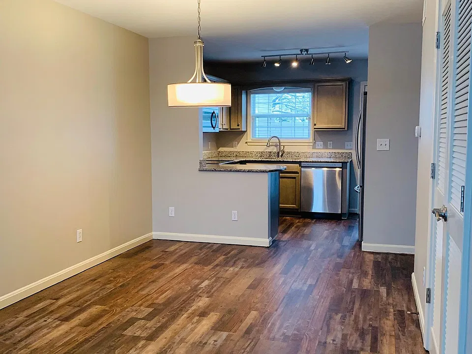 Open Floorplan! Recently Renovated (including Kitchen Wall Removal!)