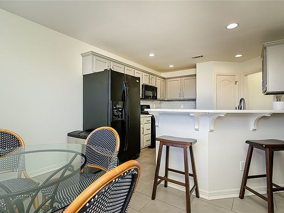 5th image of 3605 Amour Dr